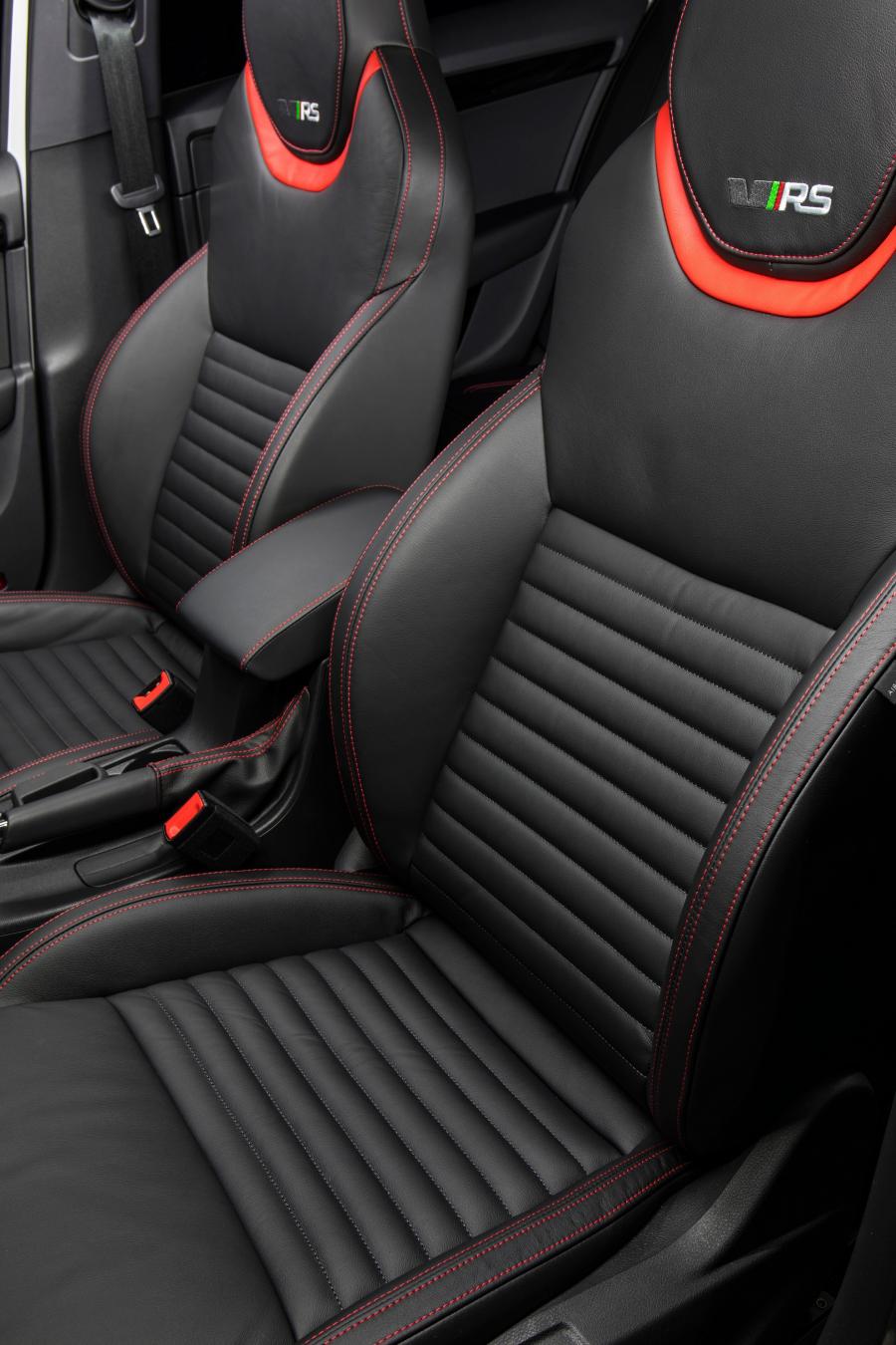 Интерьер Skoda Octavia RS 230 2016 года  (AU) (фото 12 из 13)